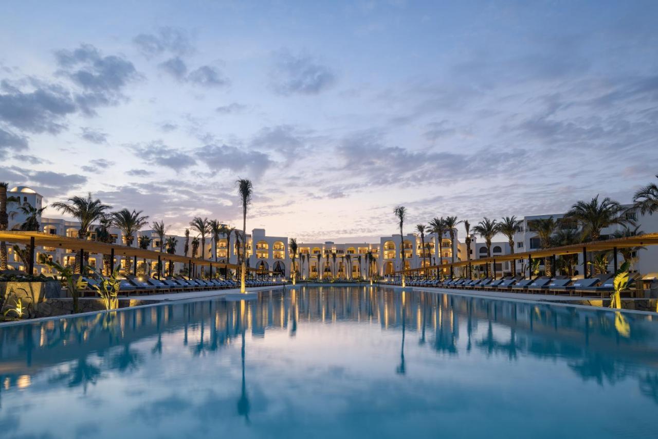 Serry Beach Resort Hurghada Exterior photo