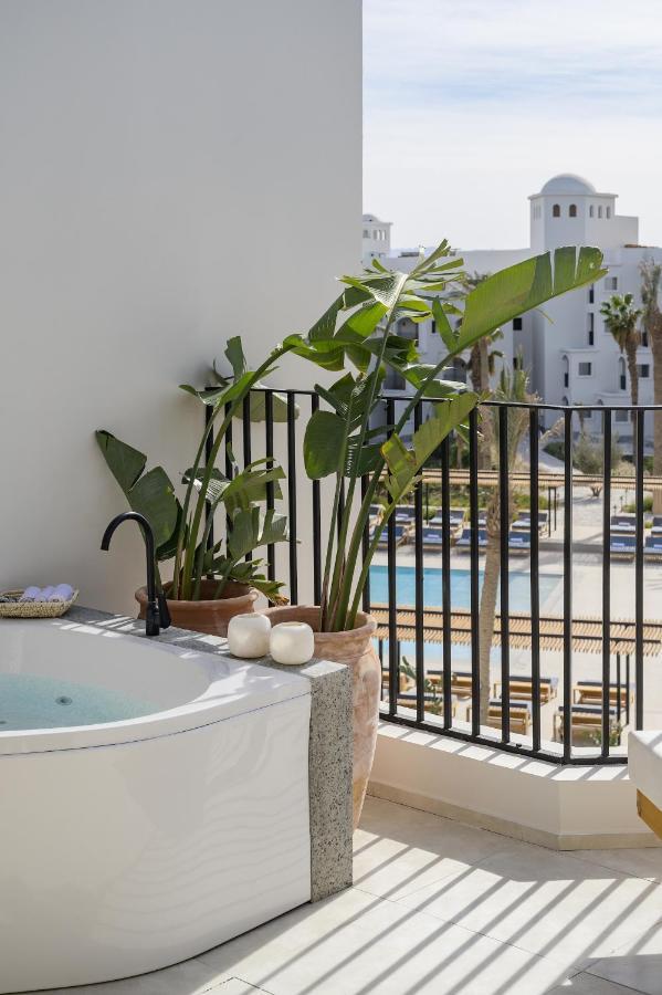 Serry Beach Resort Hurghada Room photo